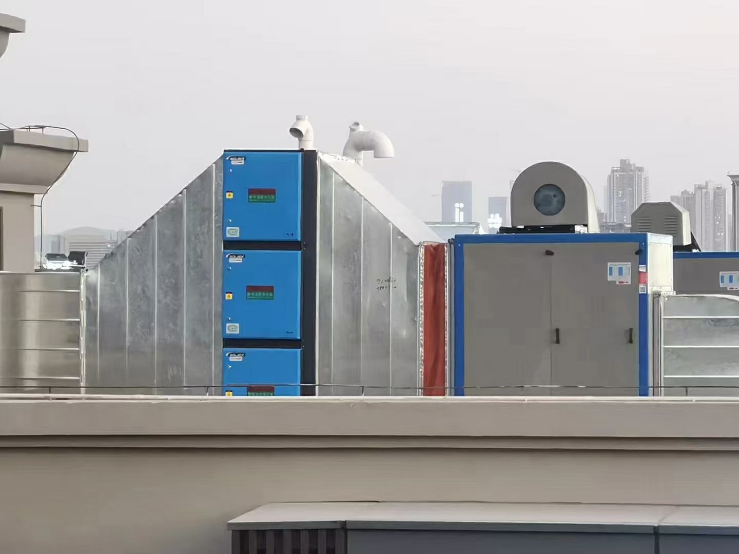 油煙凈化器，油煙凈化設(shè)備，油煙凈化機