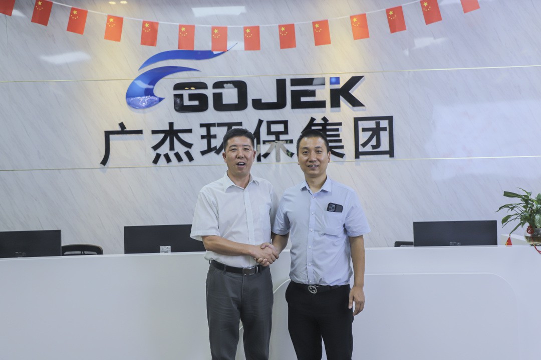 油煙凈化器，油煙凈化設(shè)備，油煙凈化機